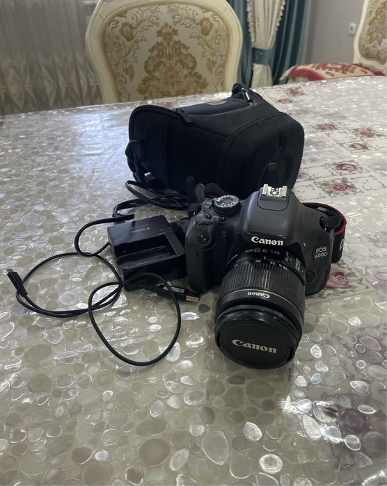 Продается фотоаппарат Canon EOS 600D