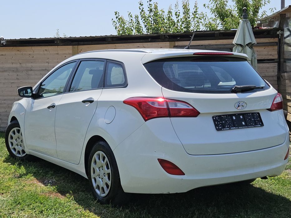 HYUNDAI i30 2013 — imagine 3
