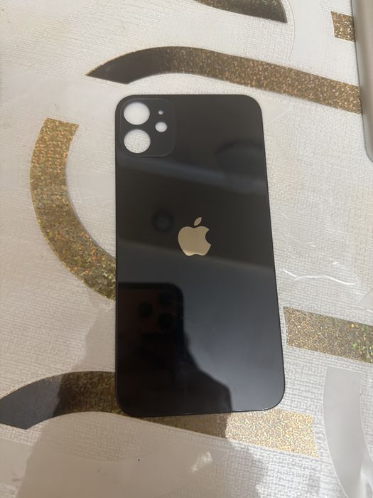 Задняя крышка для iphone 11