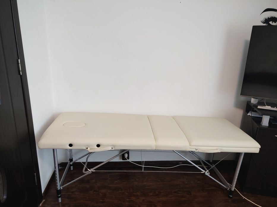 Pat cosmetică / masaj pliabilă – stare foarte bună
