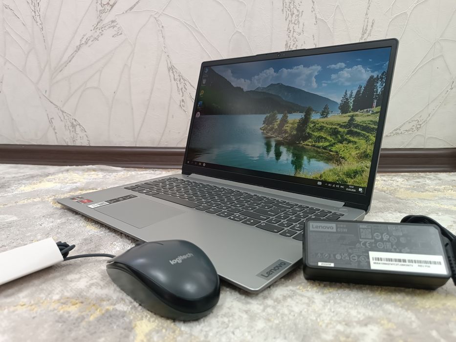 НОУТБУК Lenovo RYZEN 3 Современный.