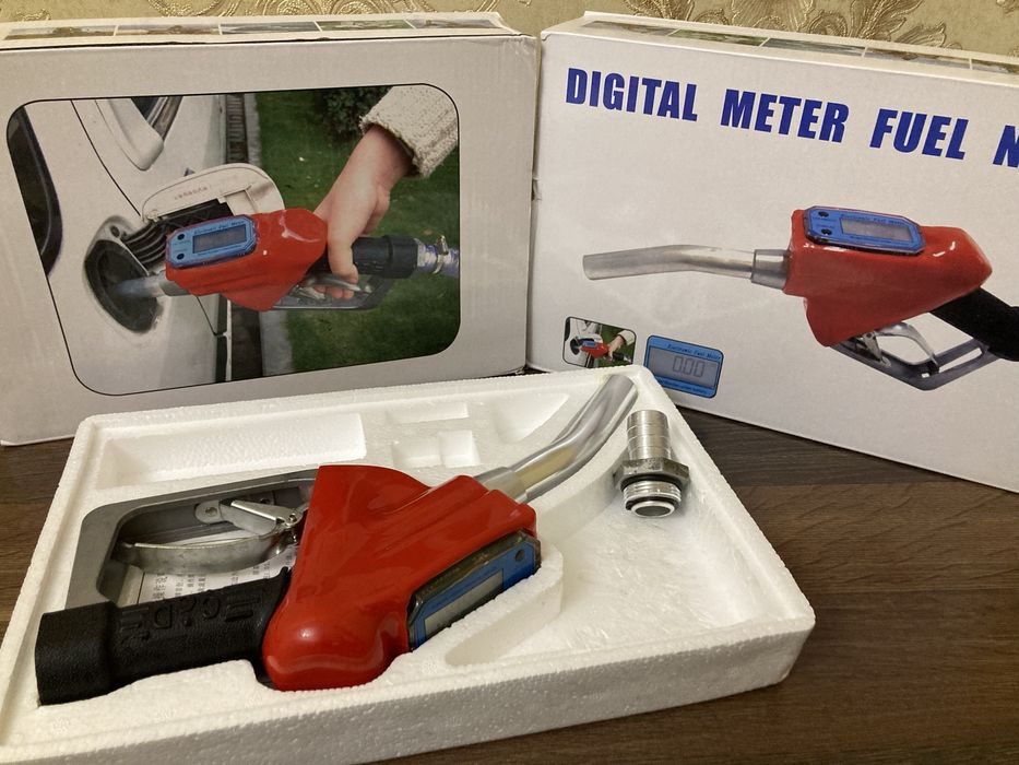 Заправичный пистолет с елктронным счетчиком АЗС