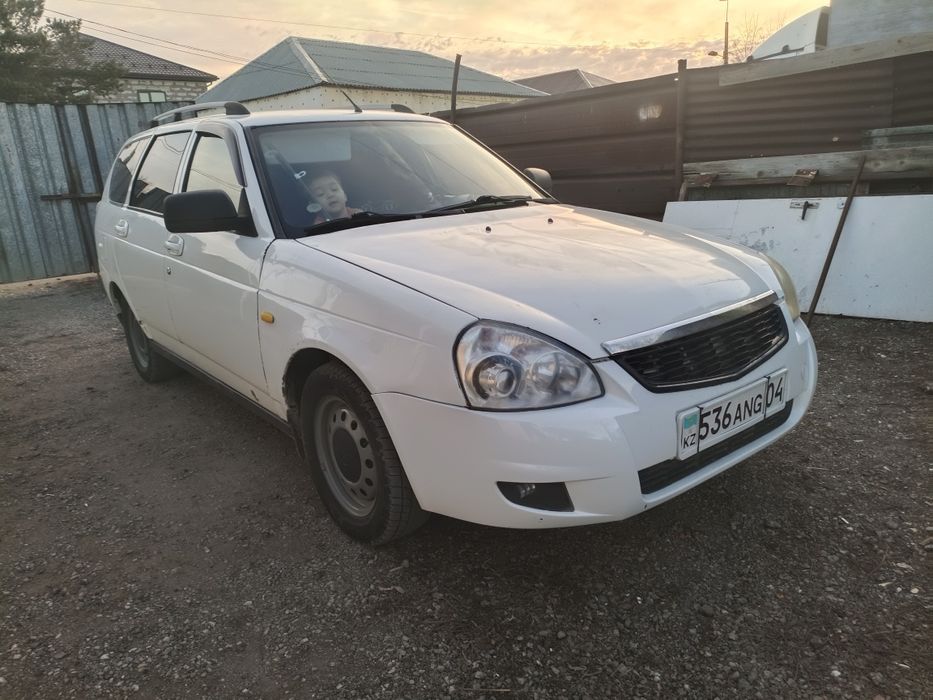 Продам приора универсал