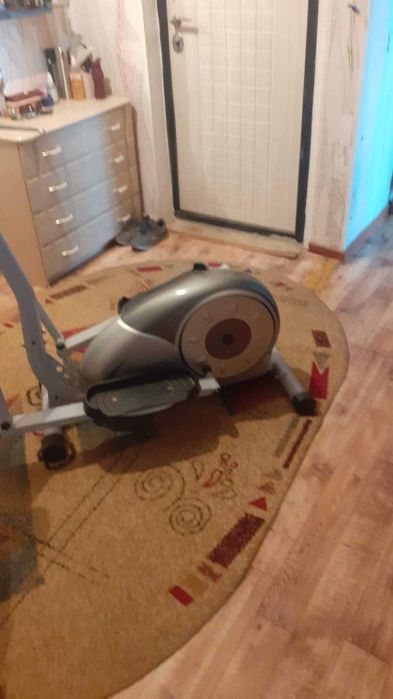 Велотренажер.семь скоростей