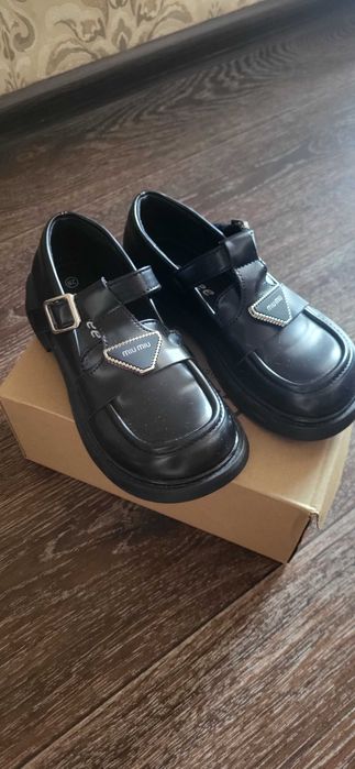 Туфли для девочки 29 размер