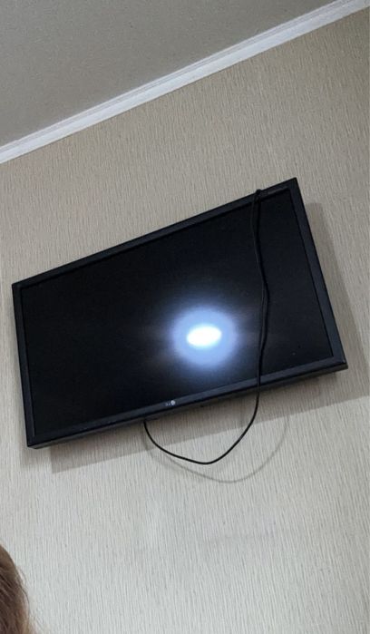 Продам Холодильник Телевизор