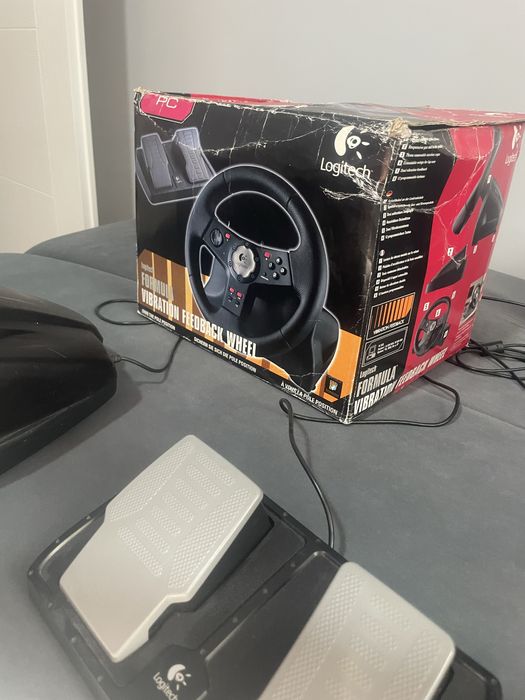 Волан с педали Logitech formula