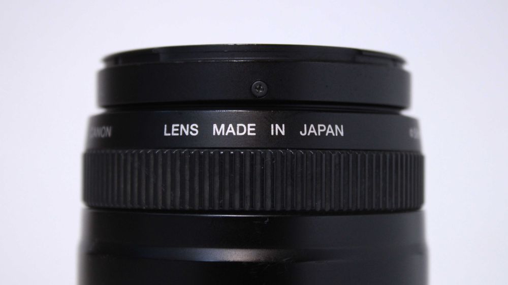 Obiectiv Canon EF 75-300MM F/4-5.6 III.