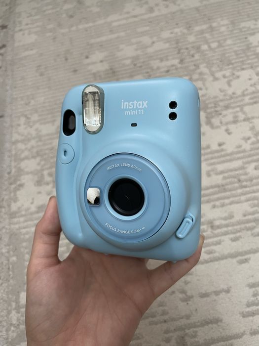 Instax mini 11 продам за 25.000