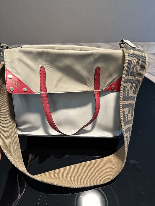 Дамска чанта  Fendi