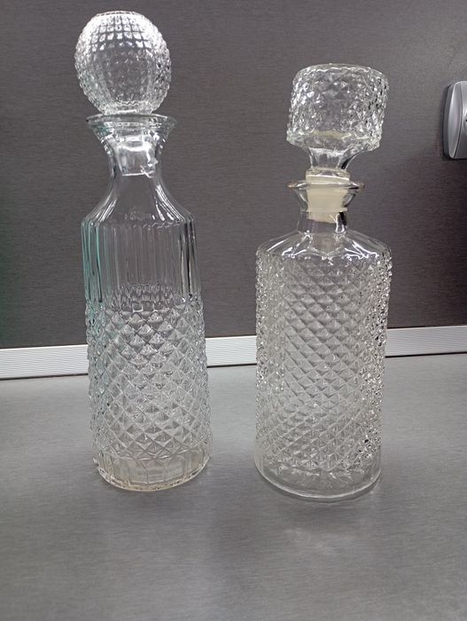 Стъклени бутилки за алкохол