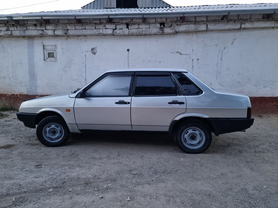 Vaz 21099.   Sotiladi