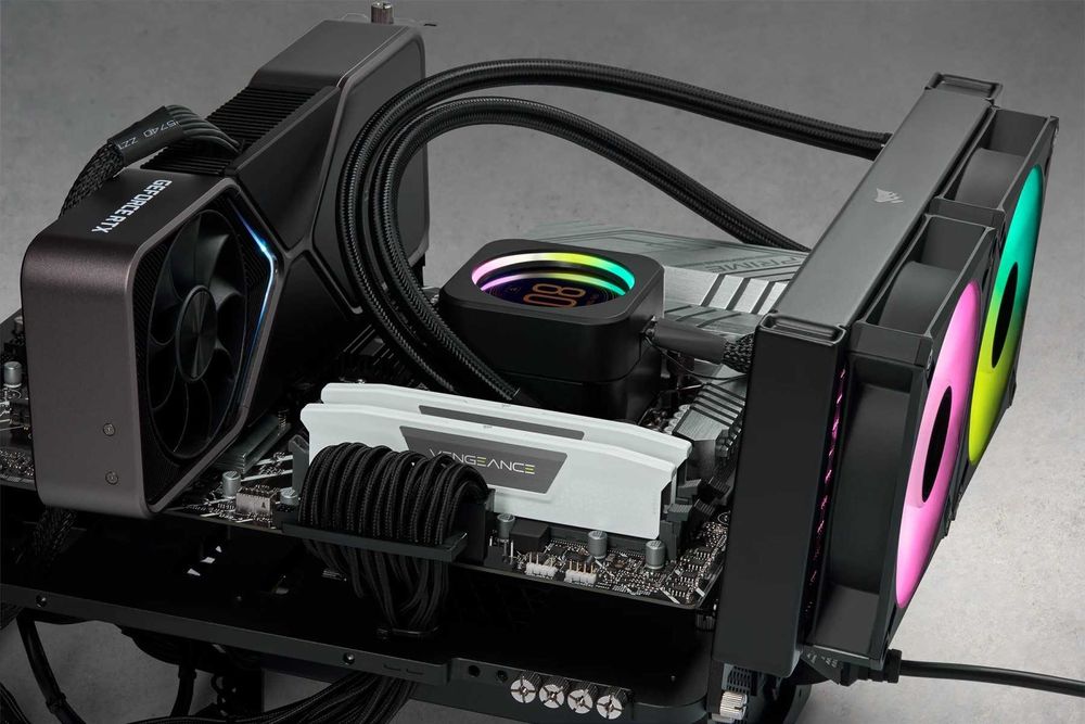 ПРОМО Нова 5г Гаранция Модул за РАМ RAM DDR5 Памет Corsair Vengeance CMK32GX5M2B6000Z30W, 32 GB, 2 x 16 GB