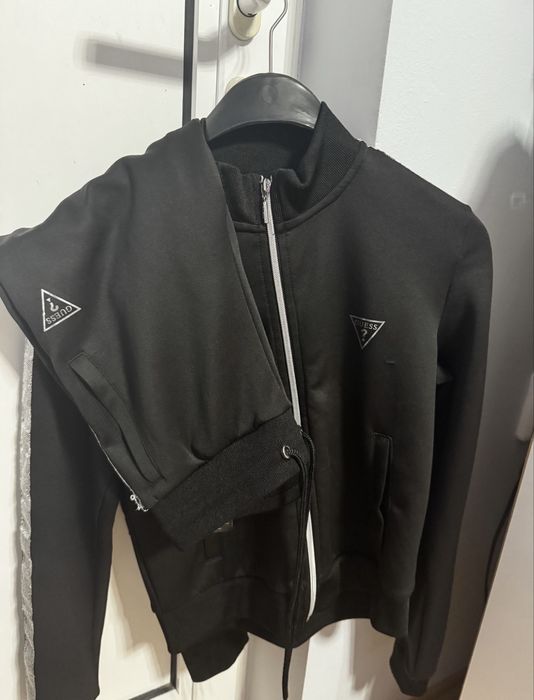 Комплекти S.