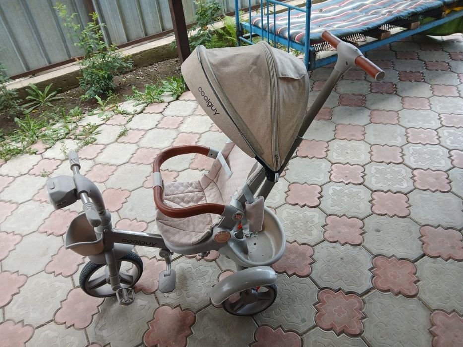 Продам вело-коляску
