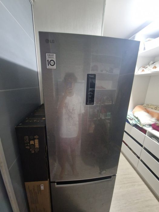 Холодильник двухкамерный LG
