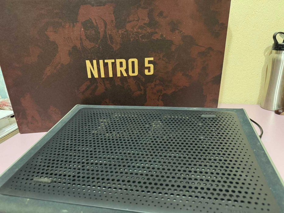 Лаптоп Acer Nitro 5 - пълен комплект