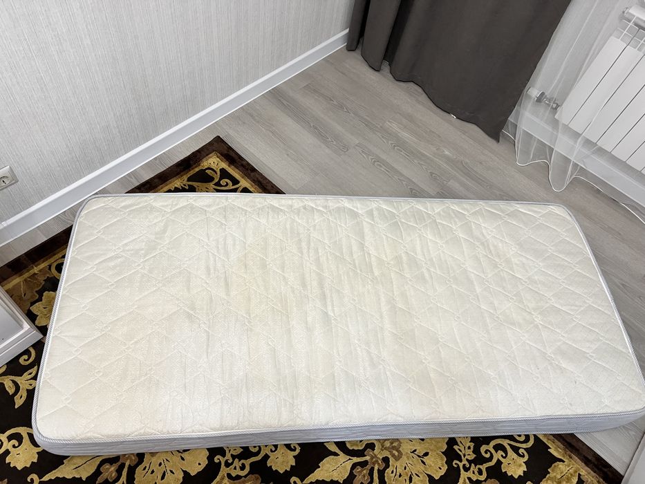 Спальный матрас для кровати