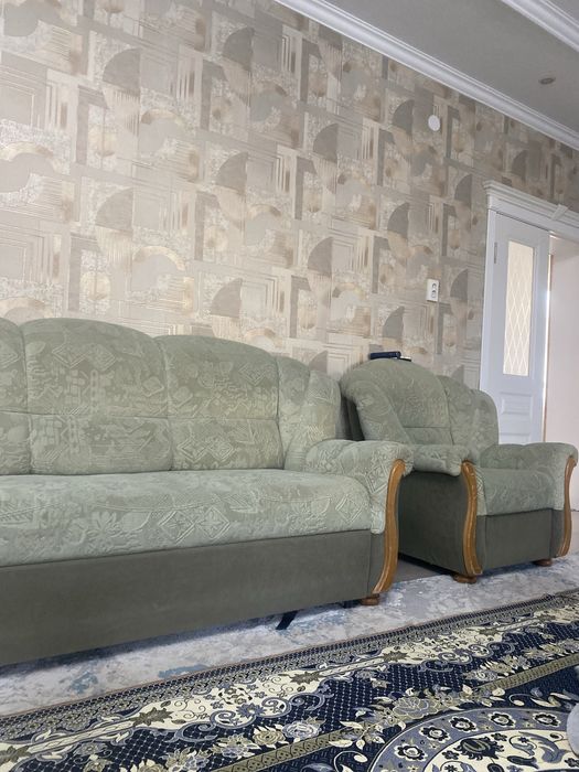 Диван    гостинный