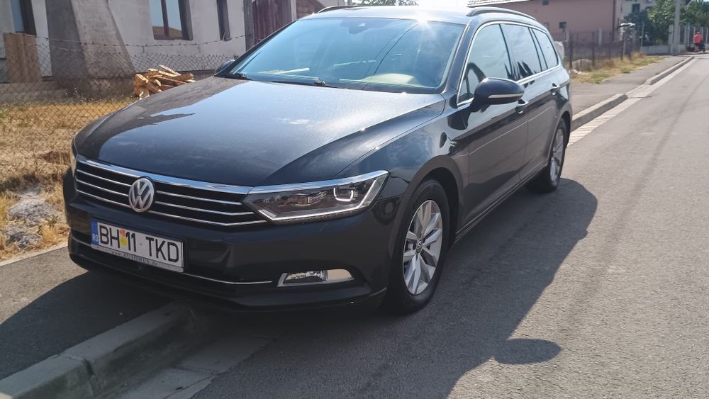 VW Passat B8 Variant (Combi) 2015 | 2.0 TDI 190 CP | DSG Padele | Bord Virtual