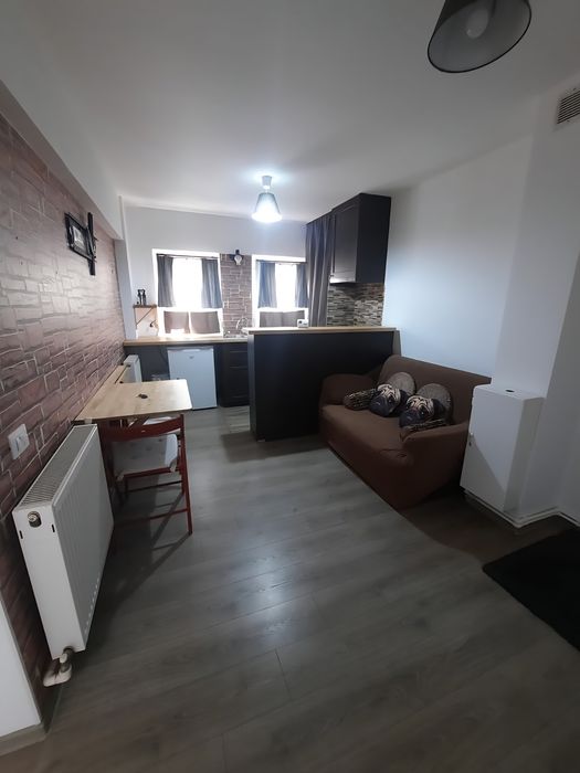 De închiriat apartament