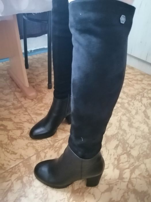 Продам новые сапоги