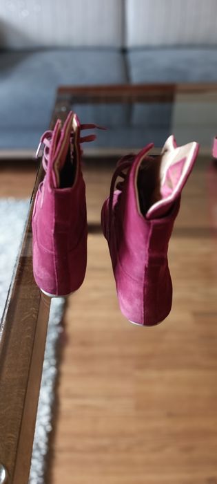 НОВА ЦЕНА Нови дамски кецове Le Coq Sportif 39 номер