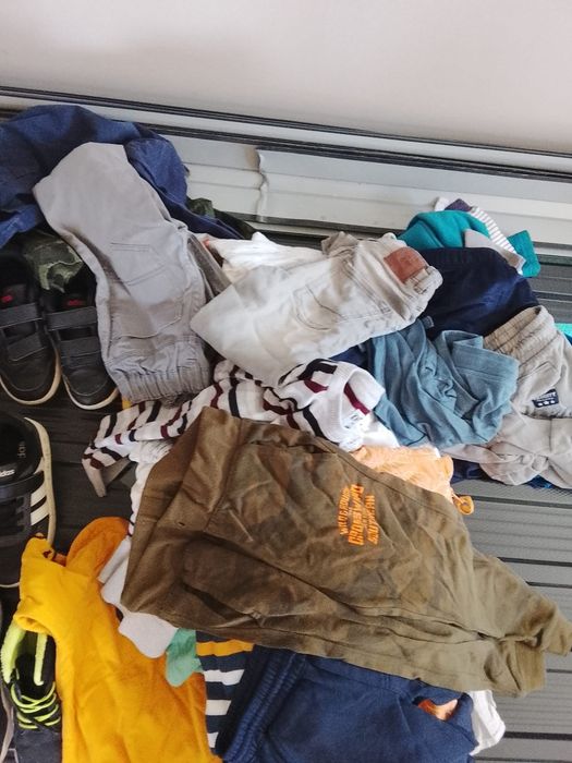 Vând lot haine băieți
