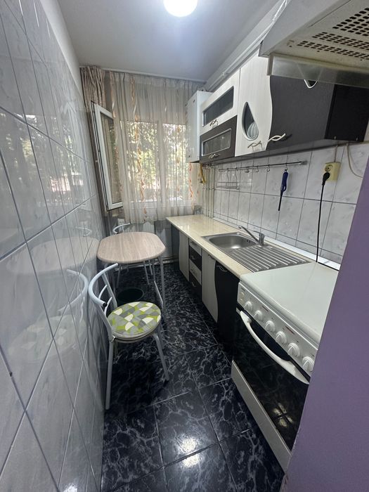 De închiriat apartament 2 camere - Mircea cel Bătrân Iași