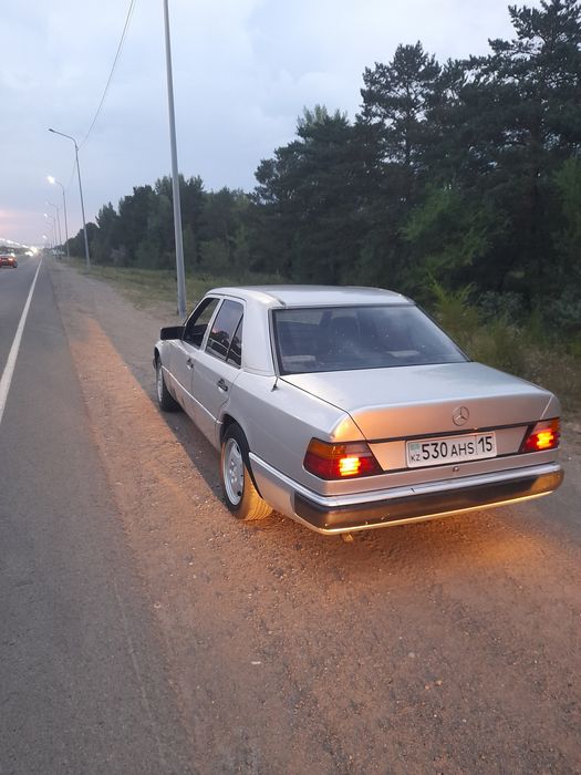 Продам Мерса на корбюрвторе