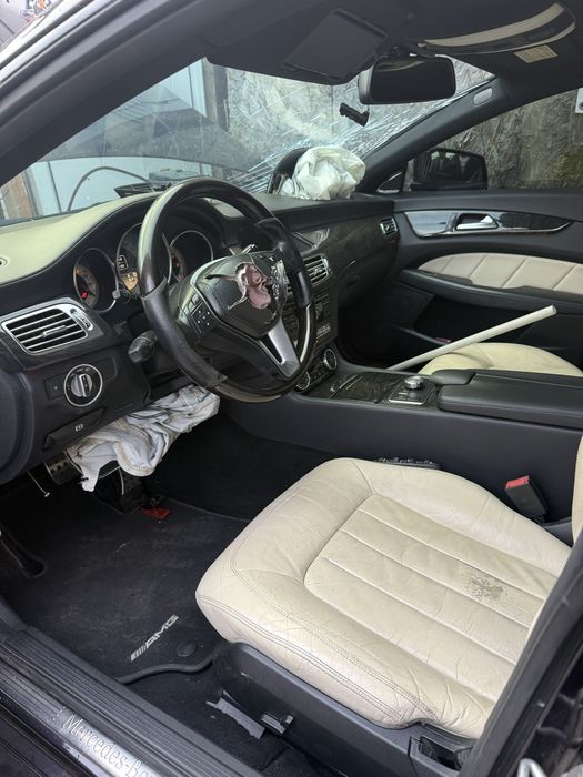 Mercedes CLS 350CDI 2012 - *На части*