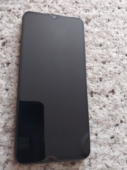 Продаю Реалми с 11