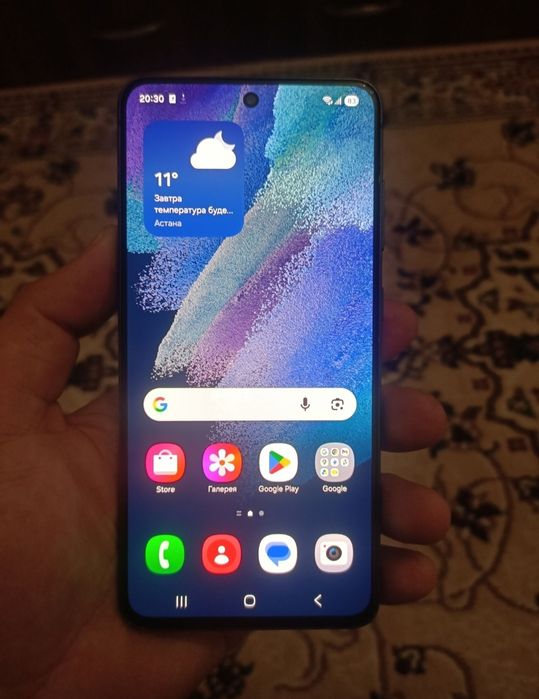 Продам Samsung S21 FE  8/128gb 5G