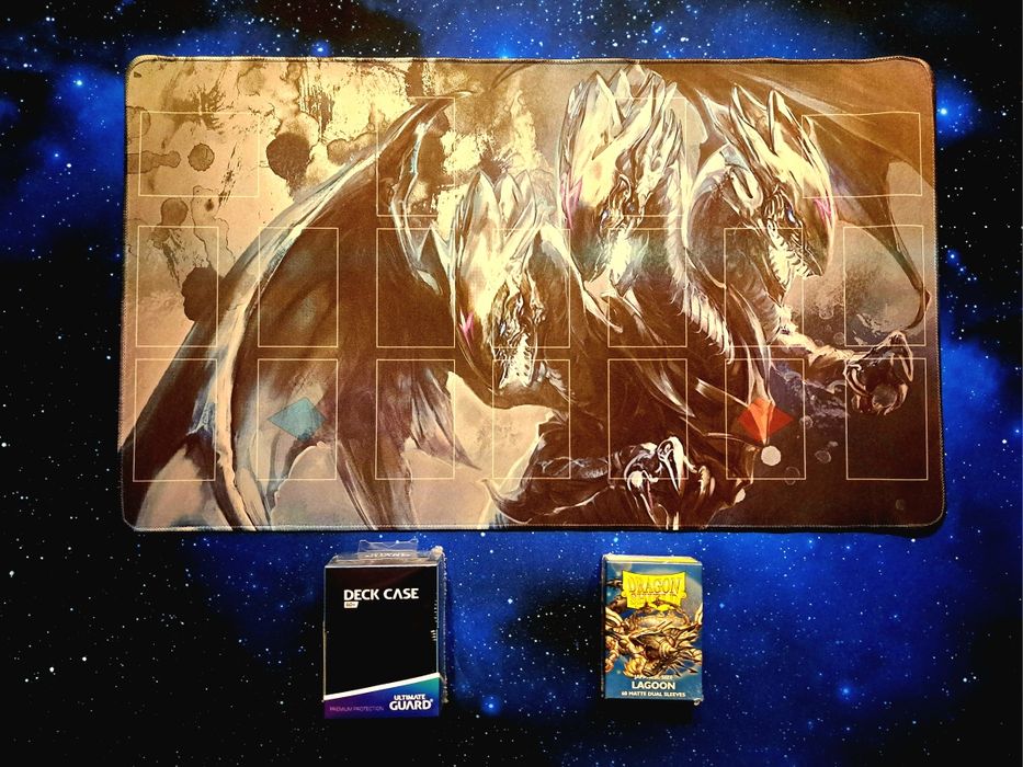 Yu-Gi-Oh - Blue-Eyes White Dragon Deck + Playmat + Sleeves + Deckbox