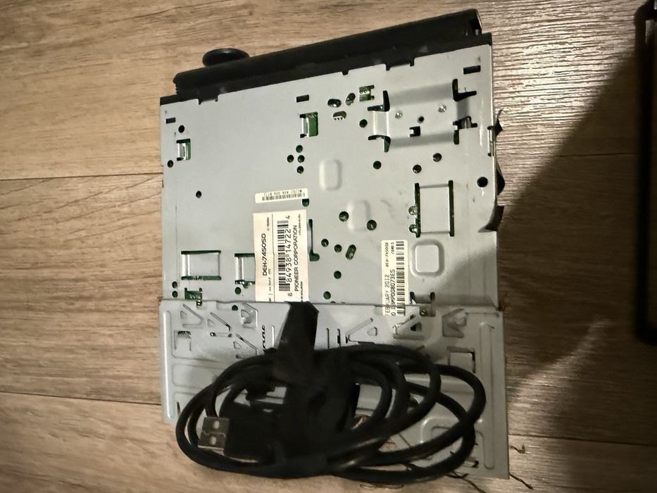 Продам Магнитолу Пионер Дельфин