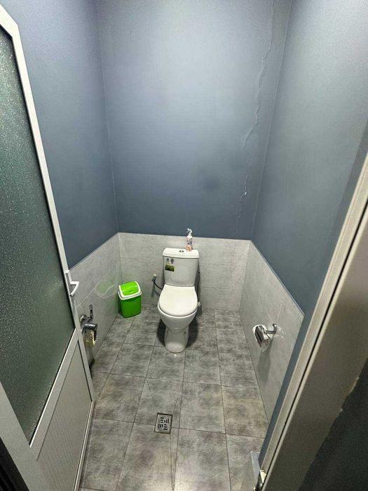 АРЕНДА 1 этаж Генерал Узакова 280м2. Отдельный вход, задний двор