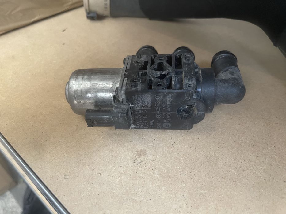 Pompa auxiliara Bmw G20 g05 g06 2.0 3.0 4.0