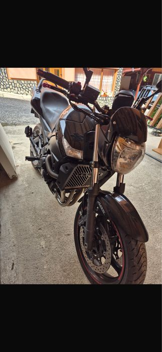 Suzuki  GSR  600