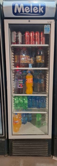 Suv vitrina xolodilnik