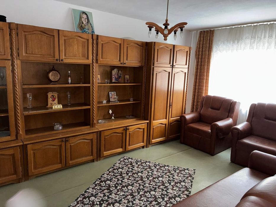 Apartament 2 camere în spatele primăriei Petroșani