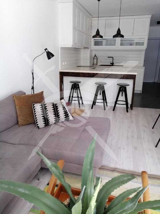 Дава се под наем Тристаен апартамент в София, Бояна - 100 кв.м за 1000 € - Снимка #1