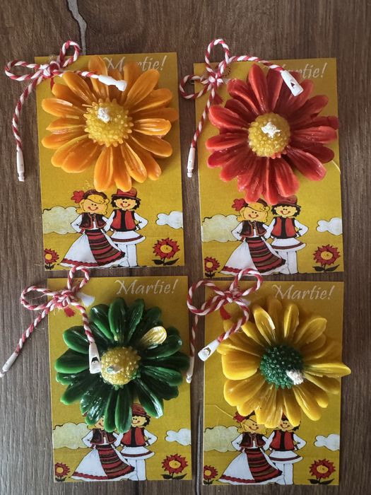 Martisoare parfumate din ceara de albine