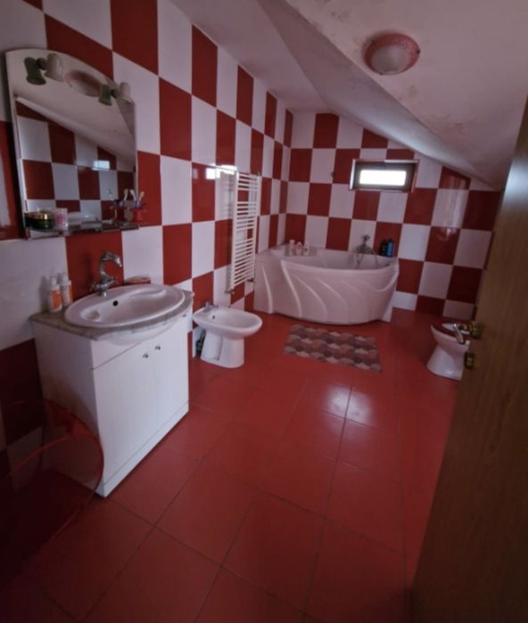 Casa si teren la lacul Snagov