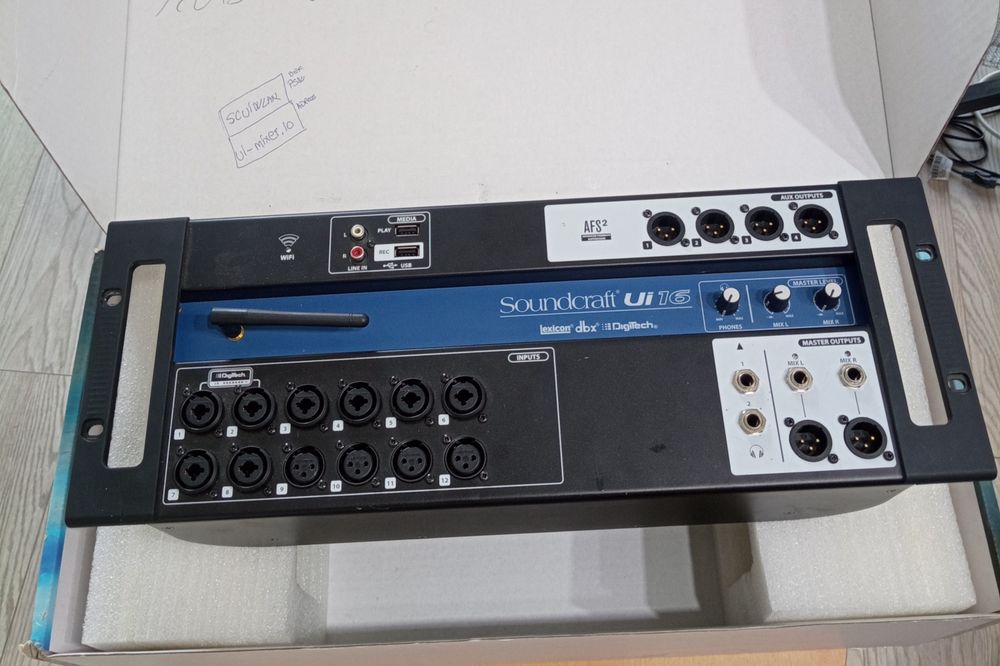 Mixer digital Soundcraft UI 16