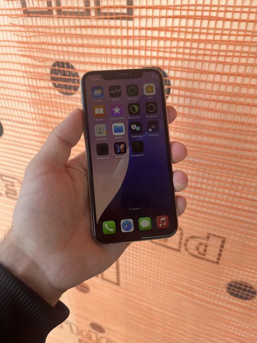 Продам телефон Айфон 11Pro