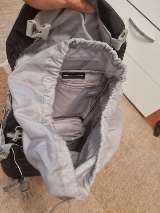 Фотографска/туристическа раница Lowepro