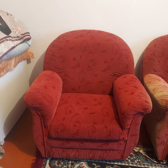 Продам диван тройняшка б/у состояние хорошее