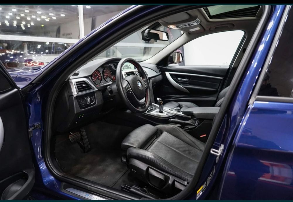 BMW seria 3 ,330e hybrid