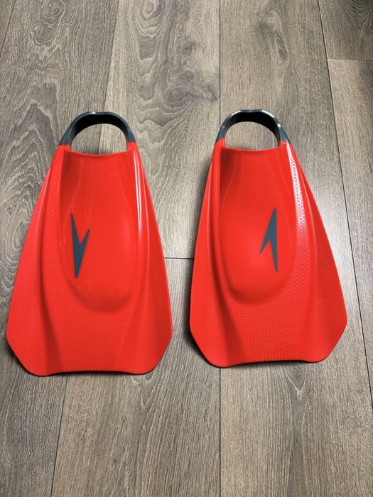 Продавам плавници SPEEDO 46/47
