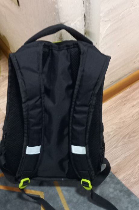 Продам школьный рюкзак